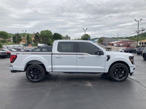 Used 2025 Ford F150 XLT w/ Equipment Group 302A MID AWD/4WD image 9