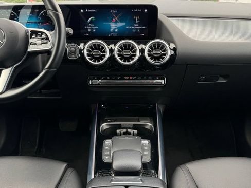 Certified 2022 Mercedes-Benz GLA 250 4MATIC image 13