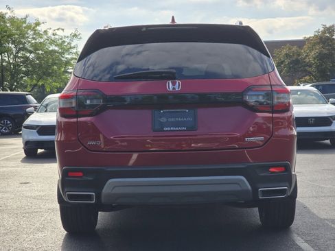 Certified 2023 Honda Pilot Touring image 19