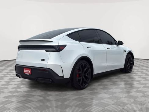 Used 2026 Tesla Model Y Performance AWD/4WD image 12
