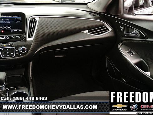 Used 2025 Chevrolet Malibu LT FWD image 31