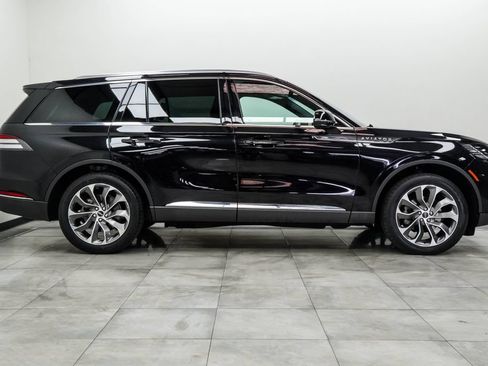 Used 2025 Lincoln Aviator Reserve w/ Illumination Package AWD/4WD image 10