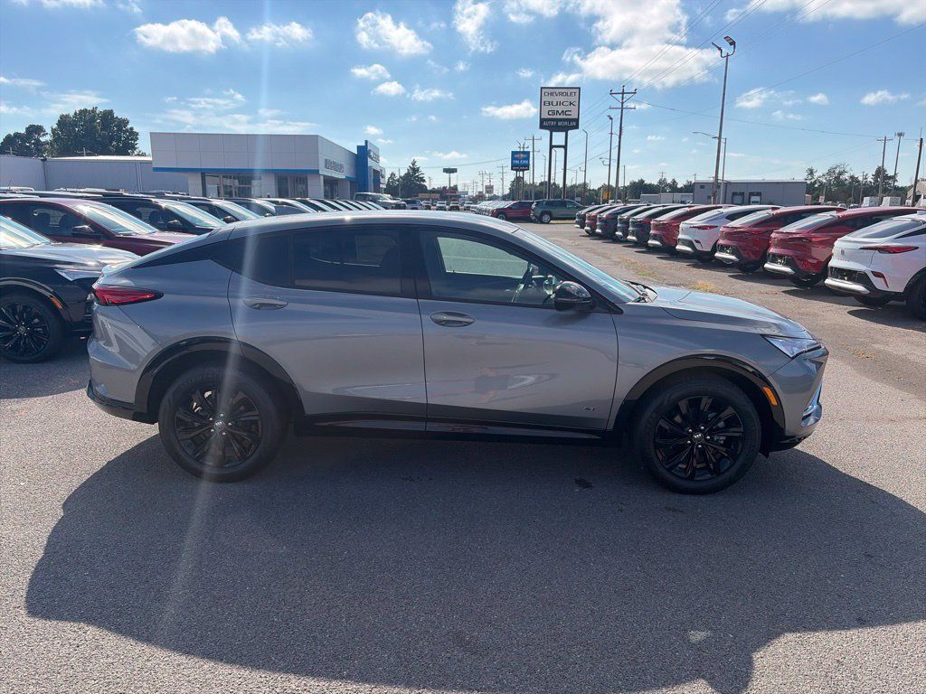 New 2026 Buick Envista Sport Touring w/ Convenience I Package FWD image 7