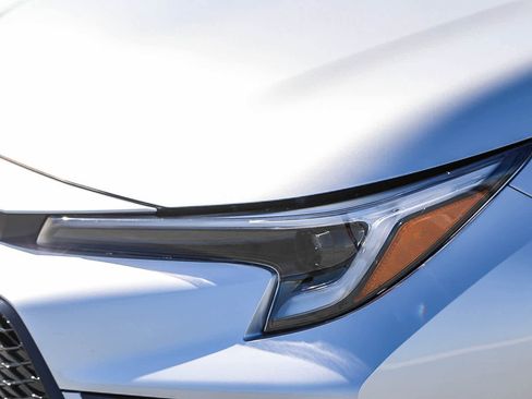Used 2026 Toyota Corolla SE w/ SE Package FWD image 8