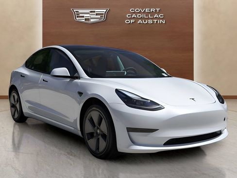 Used 2023 Tesla Model 3 Standard Range RWD image 6