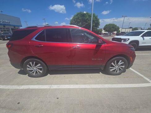 Used 2023 Chevrolet Equinox Premier AWD/4WD image 7