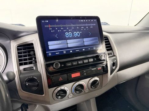 Used 2011 Toyota Tacoma 4x4 Access Cab w/ SR5 Pkg #2 image 44
