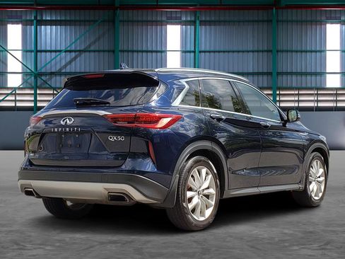 Used 2019 INFINITI QX50 Luxe w/ Cargo Package AWD/4WD image 5