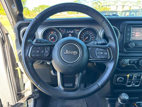 Used 2020 Jeep Wrangler Willys image 29