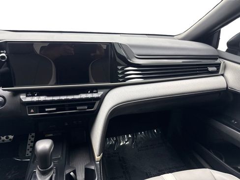 Used 2025 Toyota Camry SE w/ Multimedia Upgrade Package image 55