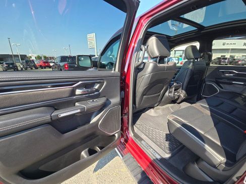 Used 2022 RAM 1500 Laramie w/ Sport Appearance Package image 17