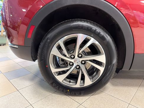 Used 2023 Buick Envision Essence image 12