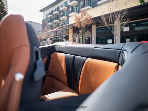 Used 2019 Ferrari Portofino image 49