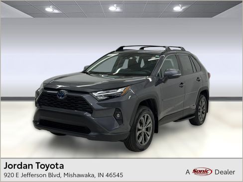 Used 2024 Toyota RAV4 XLE Premium w/ Weather Package AWD/4WD image 1