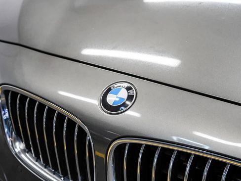 Used 2017 BMW 535i Gran Turismo RWD image 8