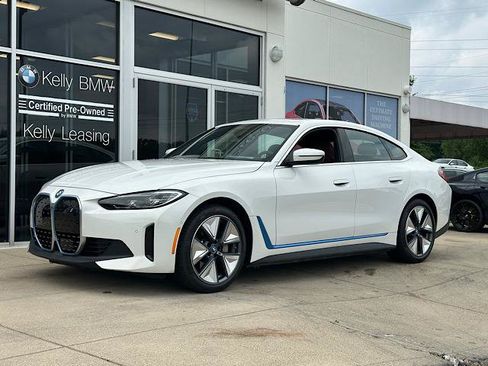 Used 2023 BMW i4 eDrive35 RWD image 4
