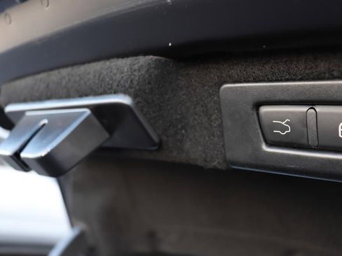 Used 2022 Maserati Quattroporte Modena image 28