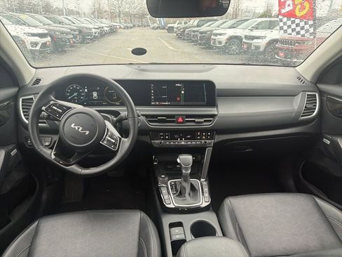 Used 2024 Kia Seltos SX image 13