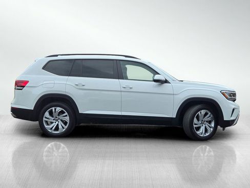 Used 2023 Volkswagen Atlas SE AWD/4WD image 3