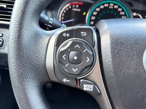 Used 2014 Toyota Venza LE image 17