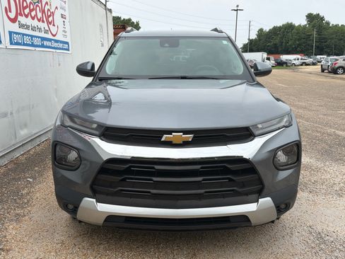 Used 2021 Chevrolet TrailBlazer LT w/ Convenience Package FWD image 5