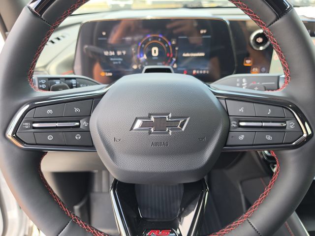 New 2026 Chevrolet Traverse RS w/ LPO, Floor Liner Package FWD image 36