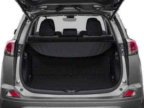 Used 2017 Toyota RAV4 Platinum FWD image 12