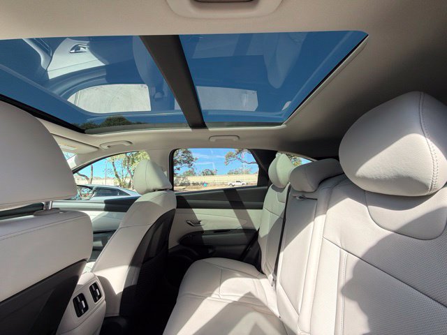 New 2026 Hyundai Tucson Limited FWD image 17