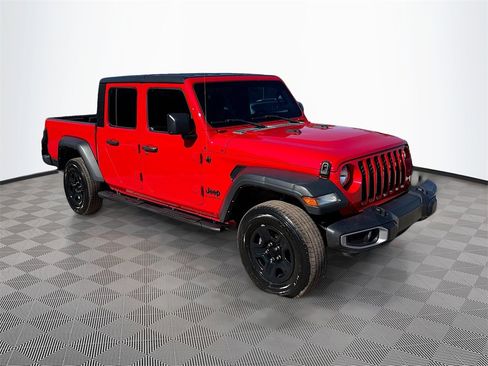 Used 2023 Jeep Gladiator Sport w/ Trailer Tow Package image 4