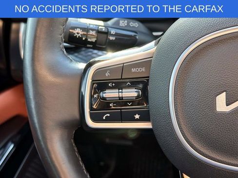 Used 2022 Kia Carnival SX Prestige image 22