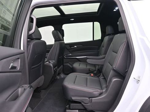 New 2026 Chevrolet Traverse Z71 w/ Driver Confidence Package AWD/4WD image 28