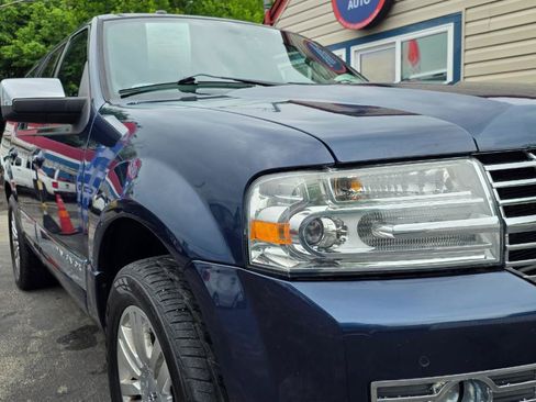 Used 2014 Lincoln Navigator 4WD image 13