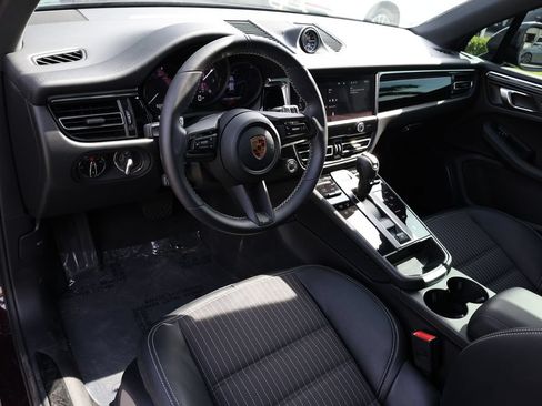 Used 2025 Porsche Macan Turbo AWD/4WD image 14