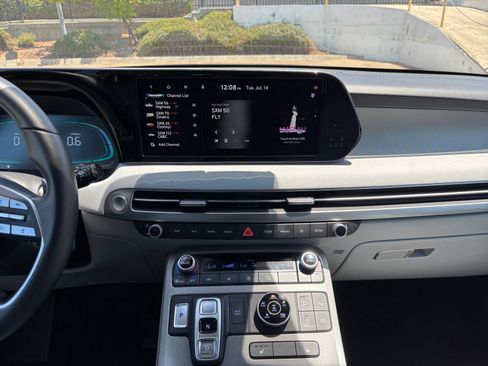 Used 2025 Hyundai Palisade SEL AWD/4WD image 14