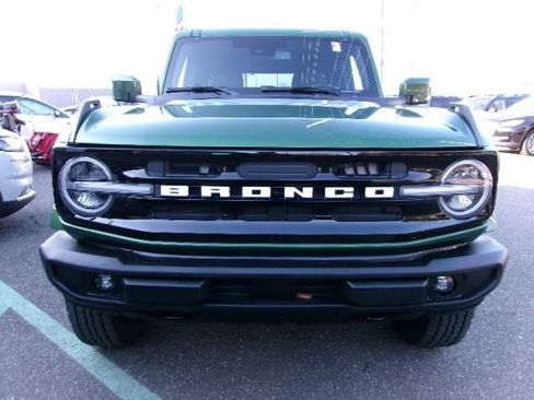 Certified 2025 Ford Bronco Outer Banks image 2