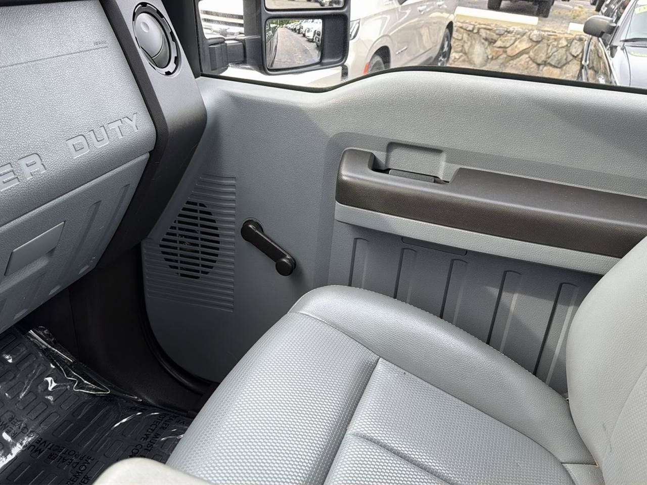 Used 2011 Ford F250 XL w/ Snow Plow Prep Pkg AWD/4WD image 18