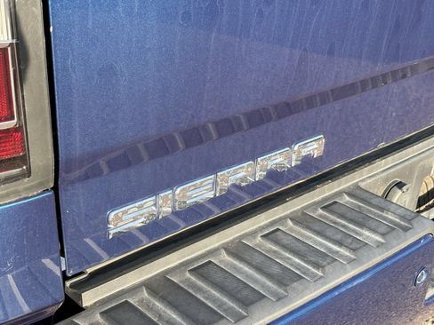 Used 2017 GMC Sierra 1500 Denali w/ Denali Ultimate Package AWD/4WD image 10