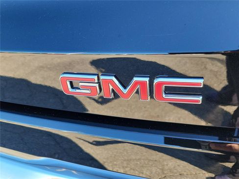 New 2026 GMC Terrain Denali AWD/4WD image 7