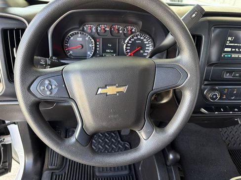 Used 2018 Chevrolet Silverado 1500 Custom w/ Custom Value Package AWD/4WD image 30