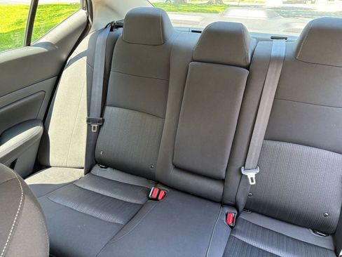 Used 2025 Nissan Altima 2.5 SV FWD image 34