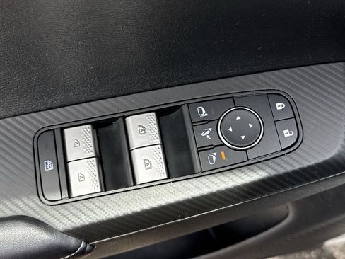 Used 2024 Mitsubishi Outlander SE Black Edition AWD/4WD image 23