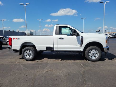 New 2026 Ford F350 XL w/ FX4 Off-Road Package AWD/4WD image 3