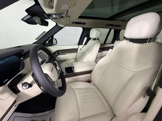 New 2026 Land Rover Range Rover SE AWD/4WD image 6