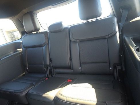 Certified 2025 Ford Expedition Platinum w/ Stealth Performance Package image 12