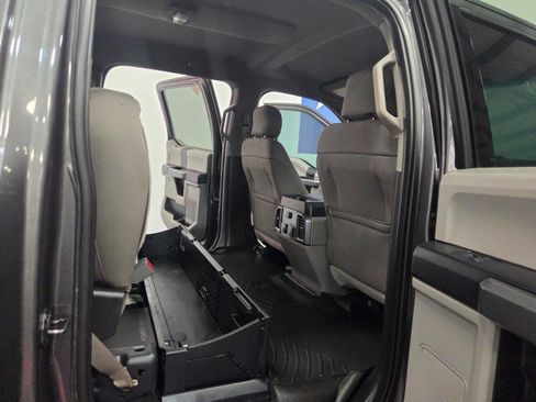 Used 2017 Ford F250 XLT w/ XLT Value Package AWD/4WD image 68