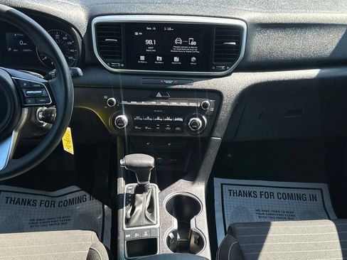 Used 2020 Kia Sportage LX w/ LX Popular Package AWD/4WD image 32
