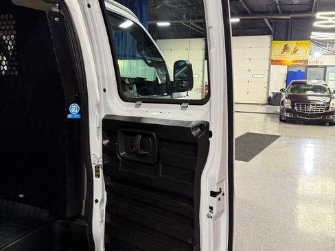 Used 2024 Chevrolet Express 2500 w/ Driver Convenience Package image 19