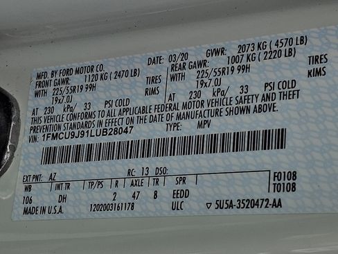 Used 2020 Ford Escape Titanium image 27