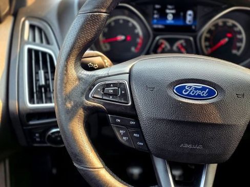 Used 2016 Ford Focus ST FWD image 14