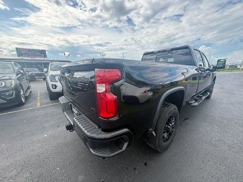 Used 2022 Chevrolet Silverado 3500 LTZ w/ LTZ Plus Package AWD/4WD image 3